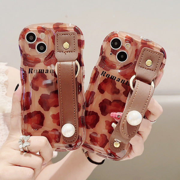 Leather case compatible with iPhone 14 15 case with wrist strap, leopard print.